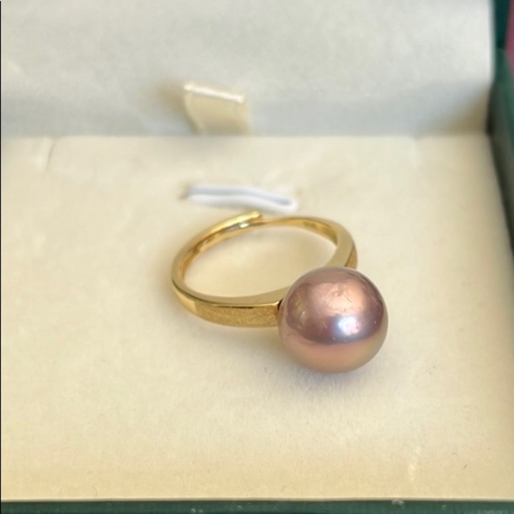 Pearl ring